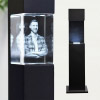 3D Glasfoto mit Leuchtstele schwarz S hoch