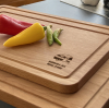 Schneidbrett aus Holz M - personalisiert
